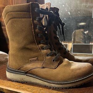 Keen Women’s Tan Leather Lace-Up Boots